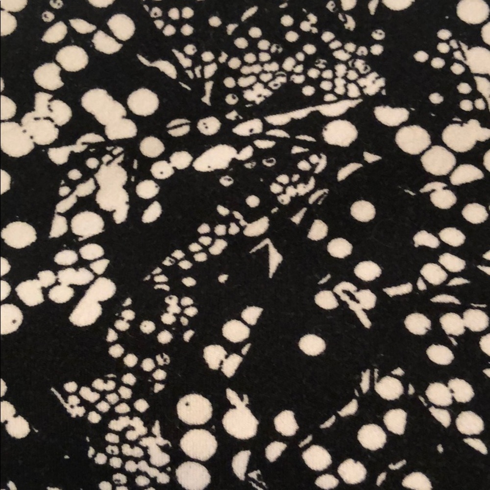 NWOT Lululemon Leggings. Size 6.